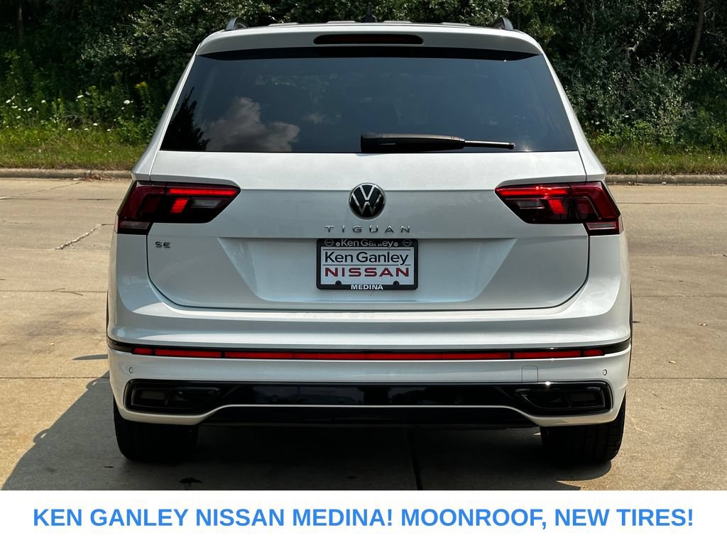 Used 2024 Volkswagen Tiguan SE R-Line FWD image 4