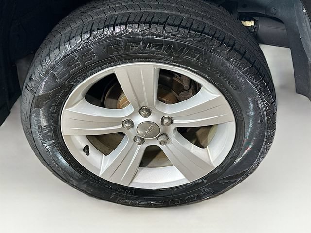 Used 2014 Jeep Patriot Latitude w/ Sun/Sound Group AWD/4WD image 34