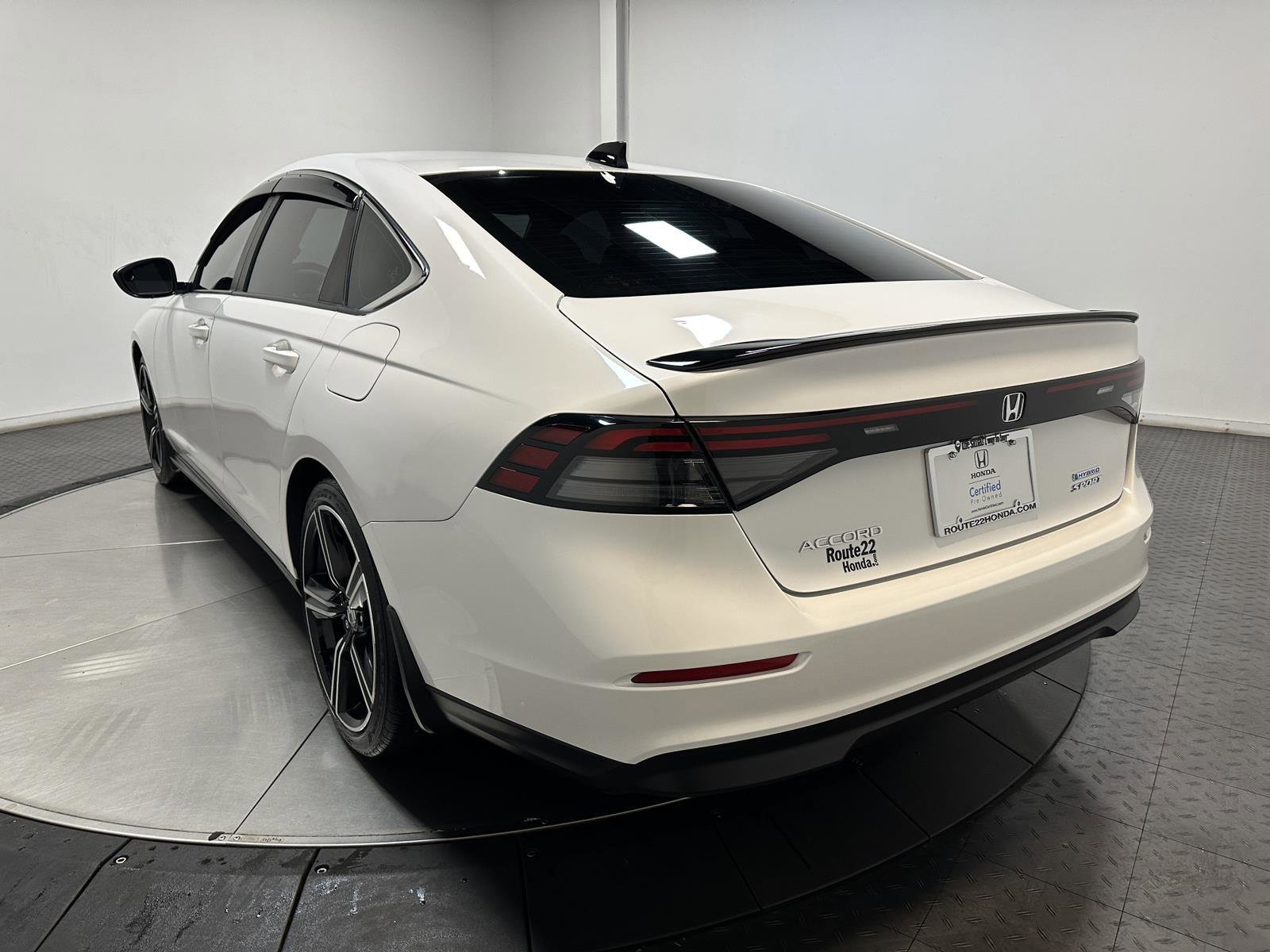 Certified 2024 Honda Accord Sport image 9