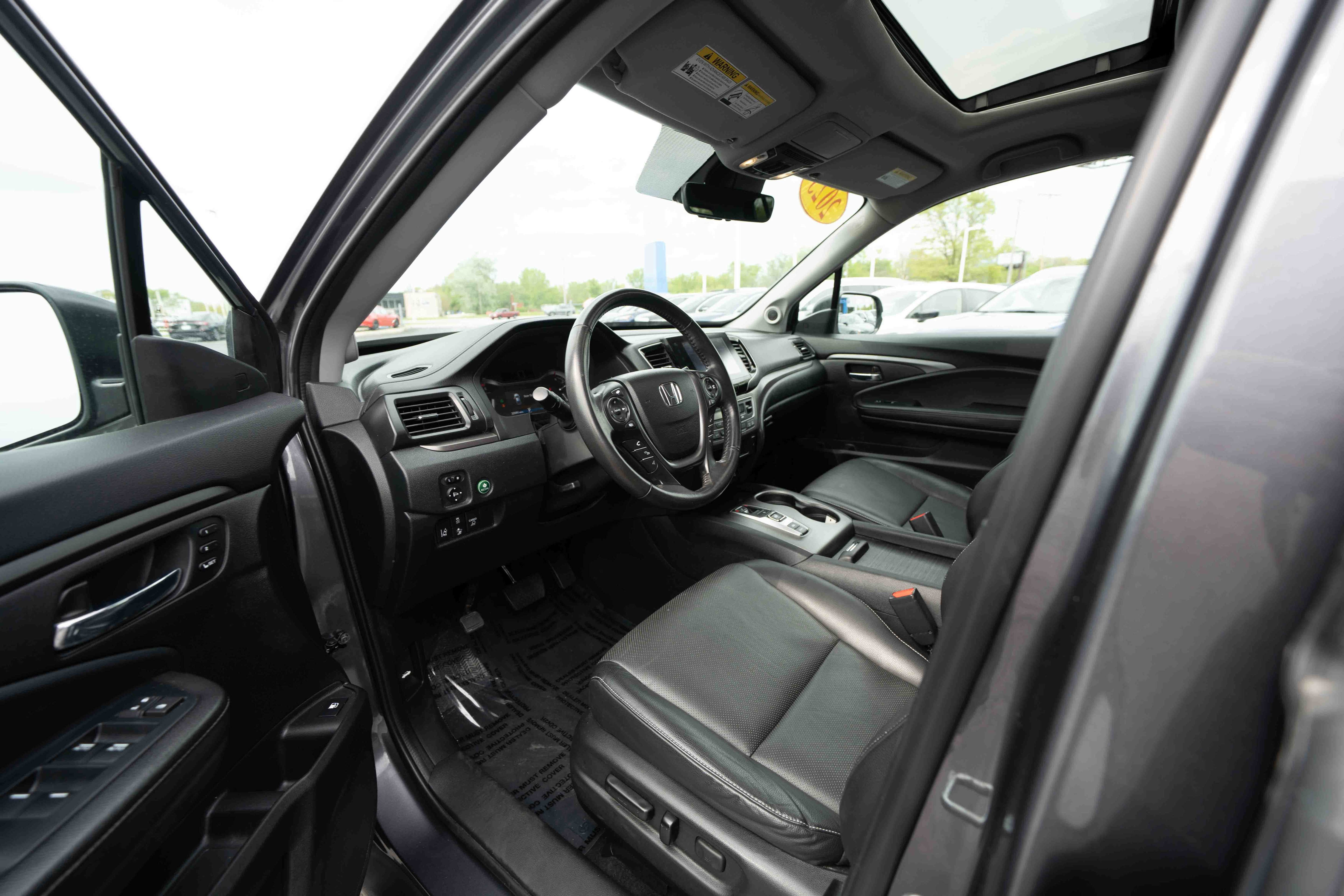 Certified 2023 Honda Ridgeline RTL image 8