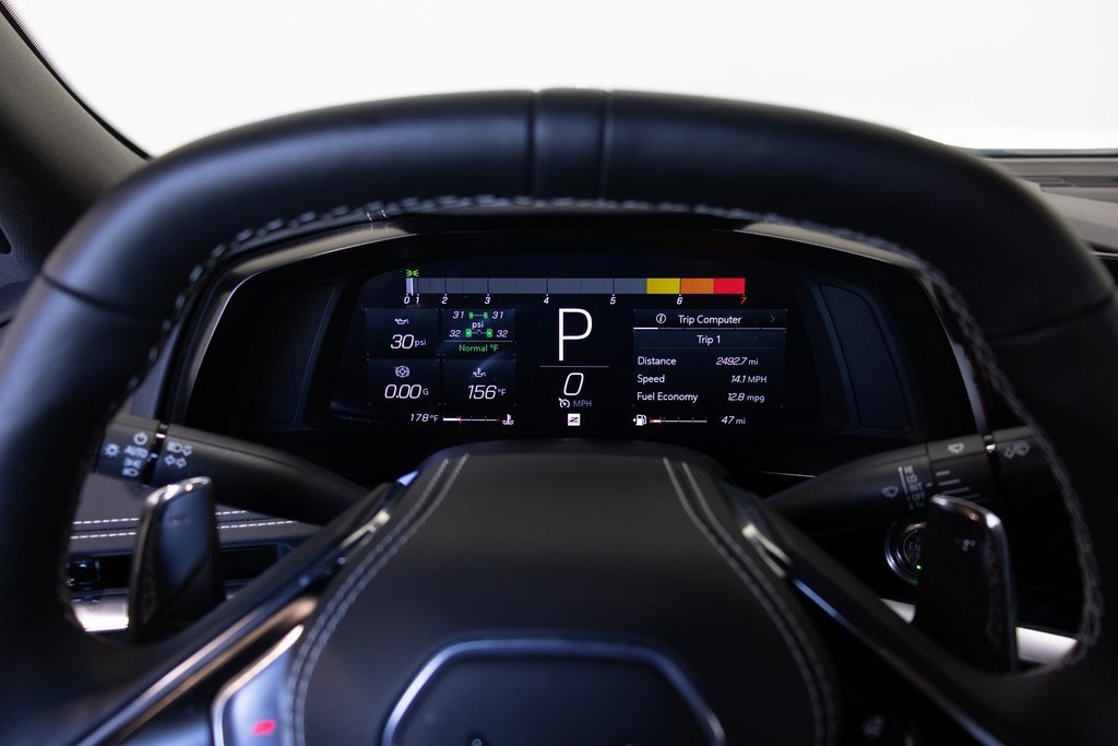 Used 2025 Chevrolet Corvette Stingray Preferred Cpe w/ 2LT image 24