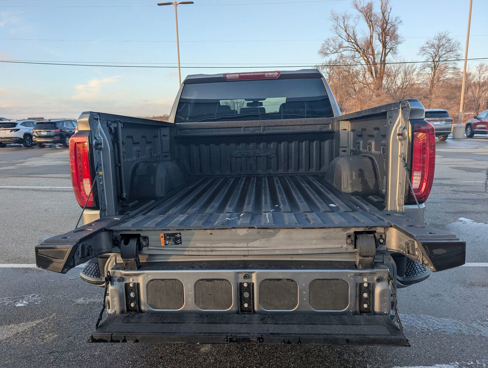 Used 2021 GMC Sierra 1500 AT4 image 30