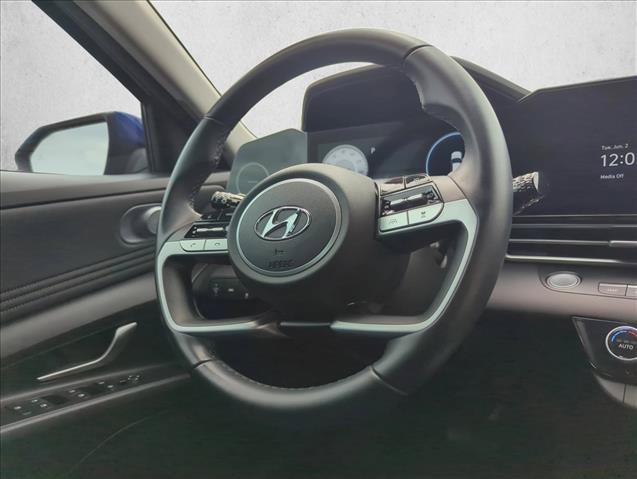 Used 2023 Hyundai Elantra SEL w/ Convenience Package FWD image 28