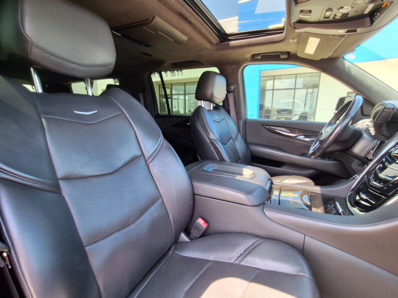 Used 2020 Cadillac Escalade ESV Platinum AWD/4WD image 15