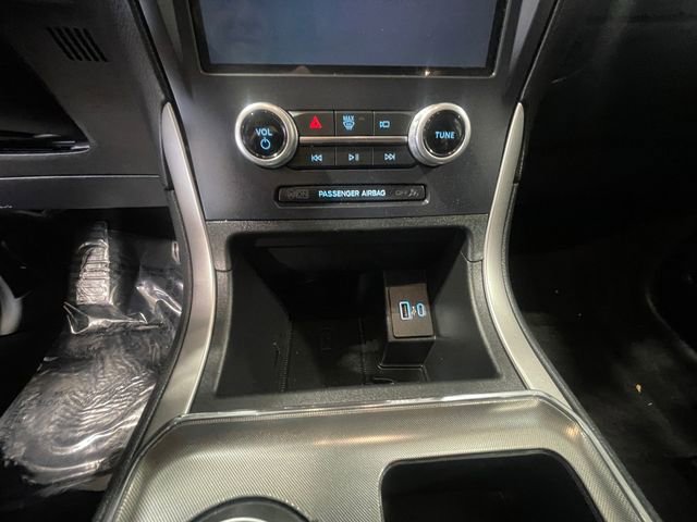 Used 2022 Ford Edge SEL w/ Convenience Package image 15