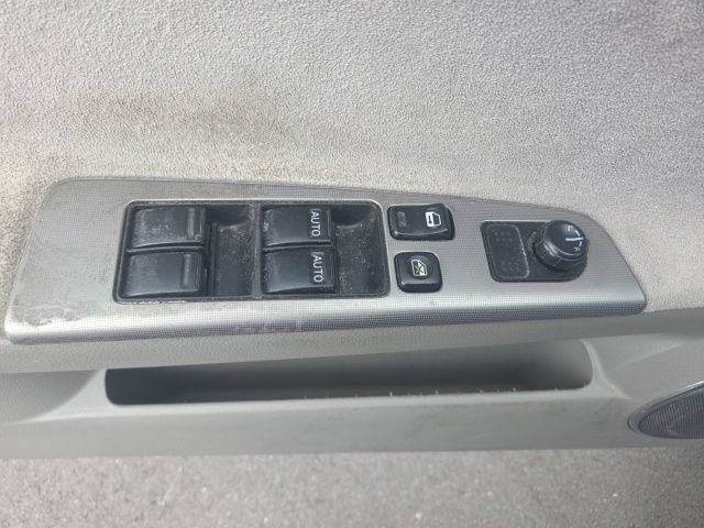 Used 2005 Nissan Altima 2.5 S w/ (F01) Convenience Pkg FWD image 13