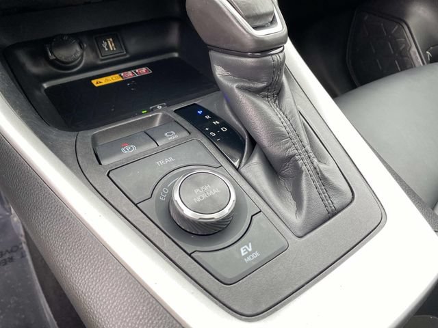 Used 2024 Toyota RAV4 XLE Premium w/ Weather Package AWD/4WD image 15