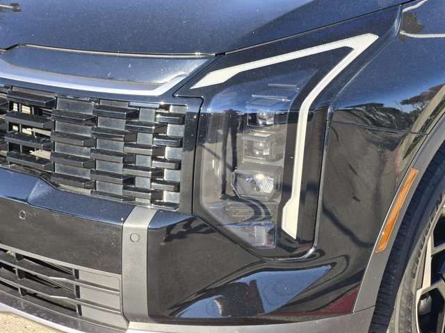 Certified 2026 Kia Sportage EX FWD image 11