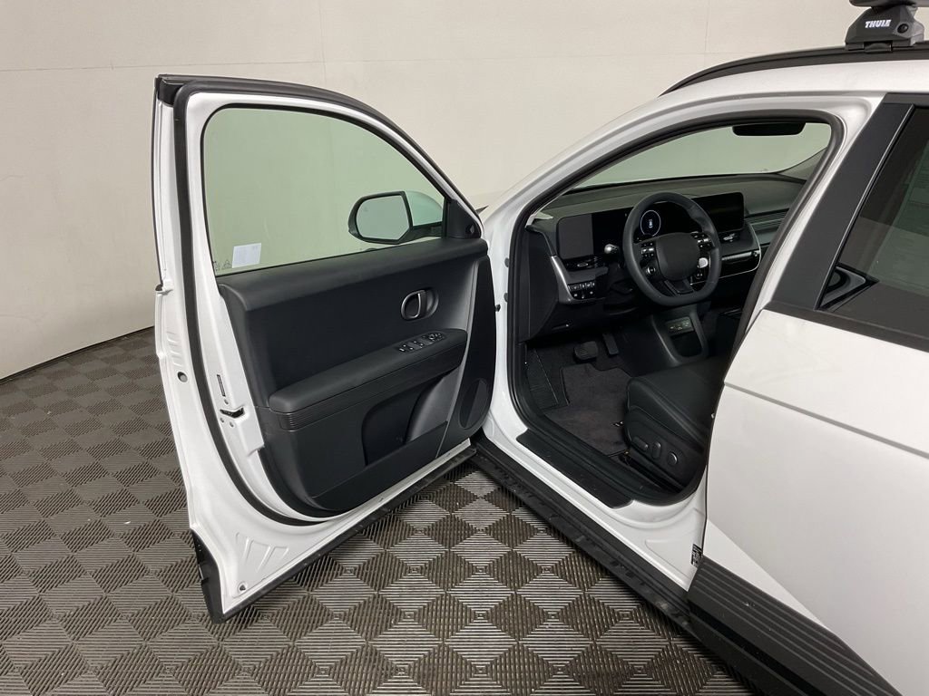 New 2025 Hyundai Ioniq 5 SEL AWD/4WD image 19