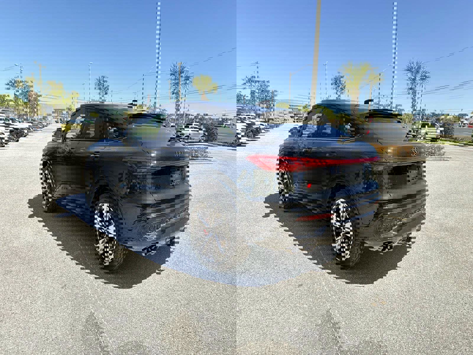 New 2026 Audi SQ5 Premium Plus image 4