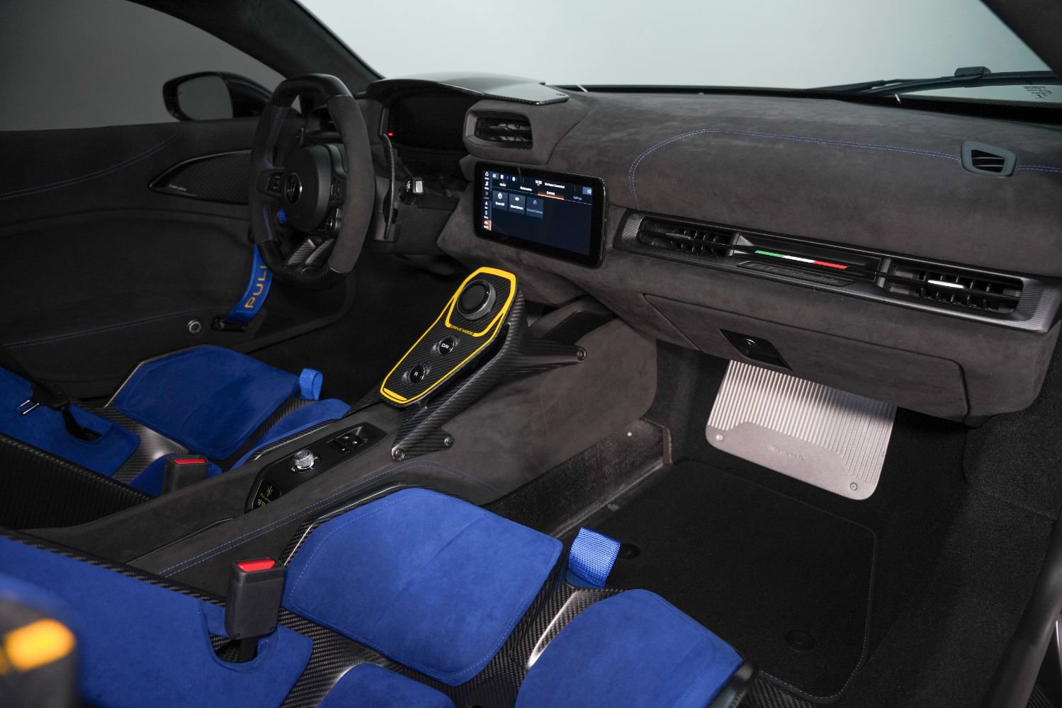 Used 2025 Maserati MC20 GT2 Stradale RWD image 37