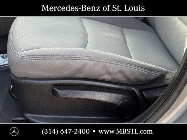 Used 2013 Hyundai Elantra GLS image 18