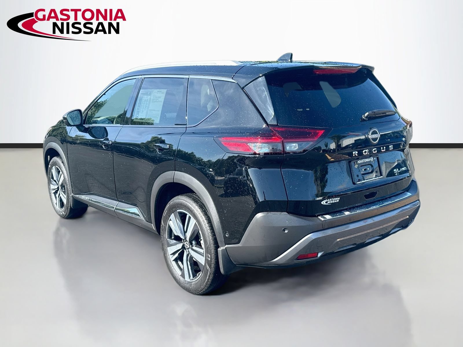 Used 2023 Nissan Rogue SL w/ SL Premium Package AWD/4WD image 6