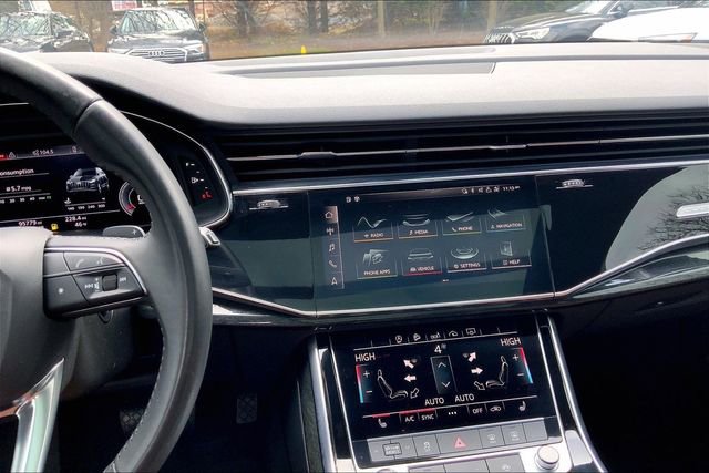 Used 2020 Audi Q7 3.0T Premium image 6