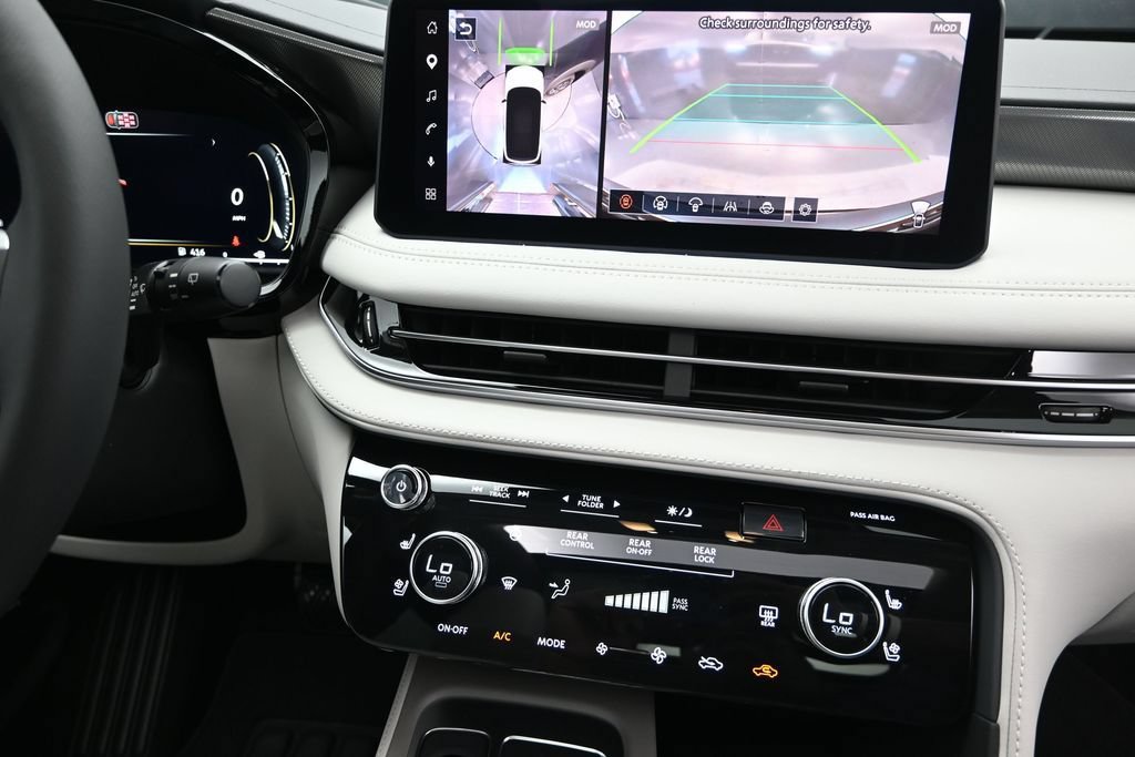 New 2027 INFINITI QX60 Luxe w/ Cargo Package FWD image 29