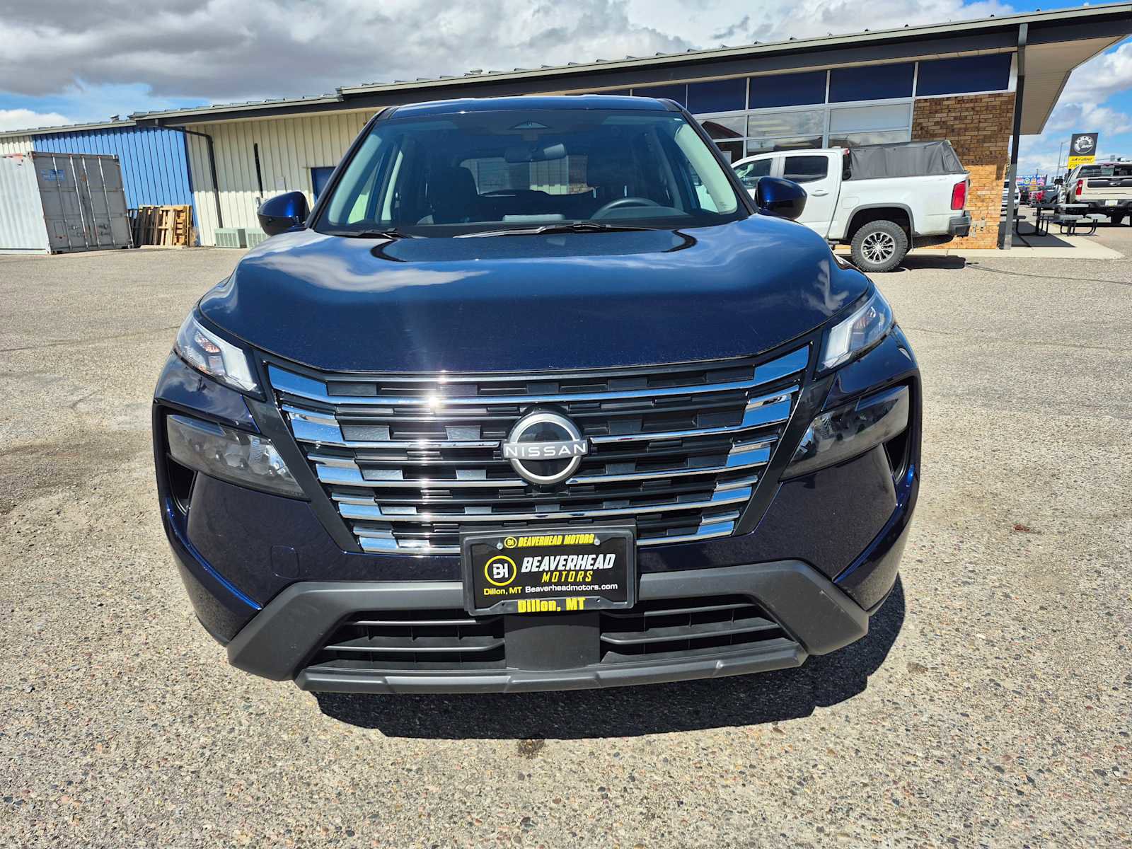 Used 2025 Nissan Rogue SV AWD/4WD image 12