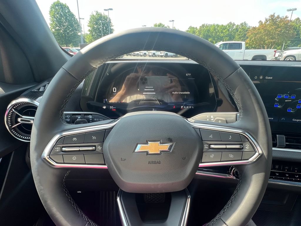 New 2026 Chevrolet Equinox LT FWD image 9