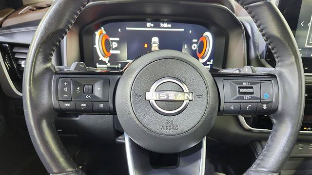 Certified 2023 Nissan Rogue Platinum FWD image 15