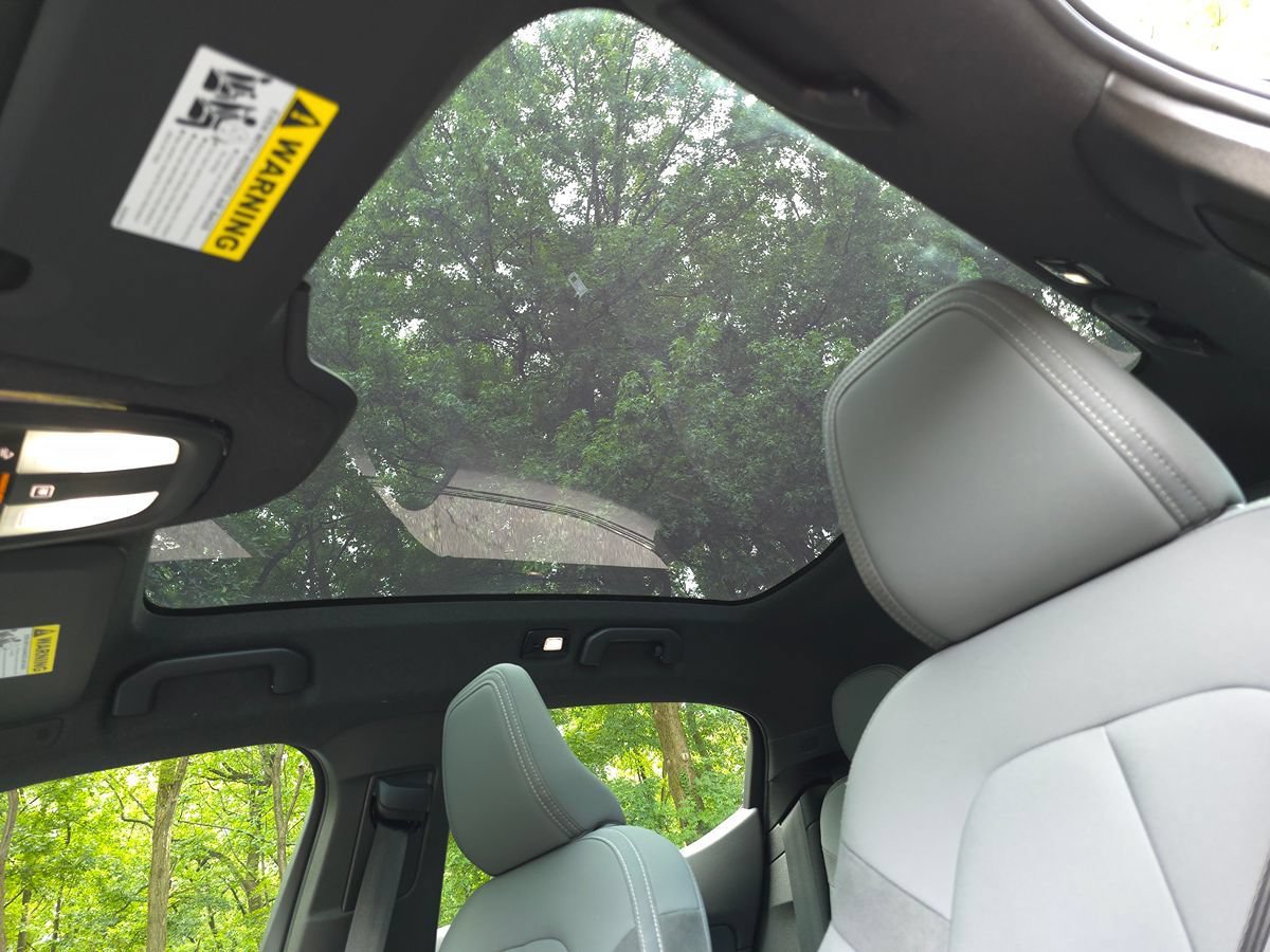 Used 2023 Polestar Polestar 2 w/ Pilot Pack FWD image 47