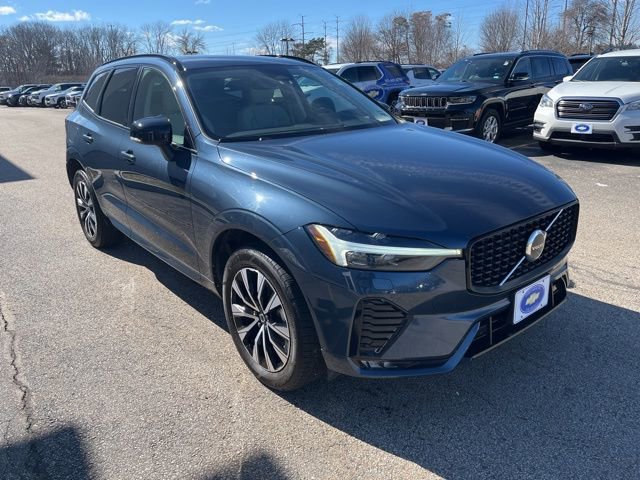 Used 2024 Volvo XC60 B5 Core w/ Protection Package Premier image 5