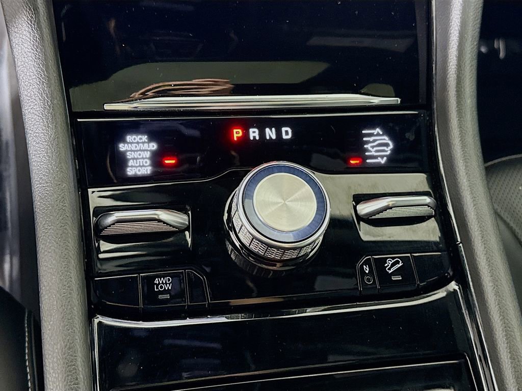 Used 2022 Jeep Grand Cherokee Overland image 10