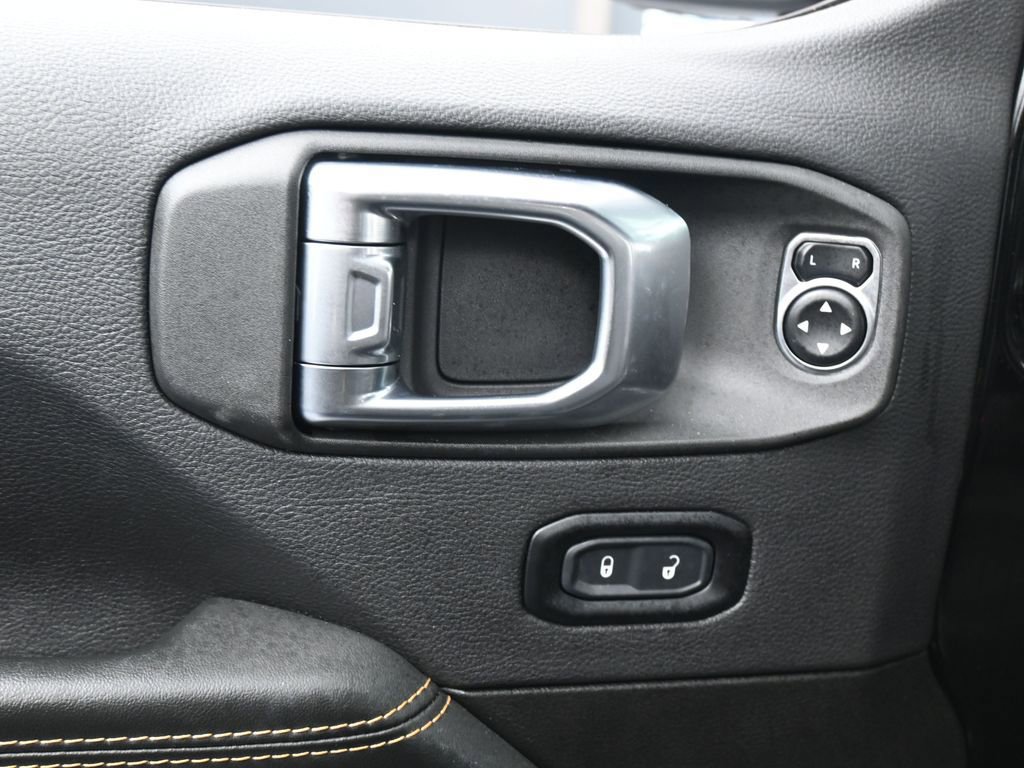 Used 2025 Jeep Wrangler Unlimited Rubicon 392 image 14