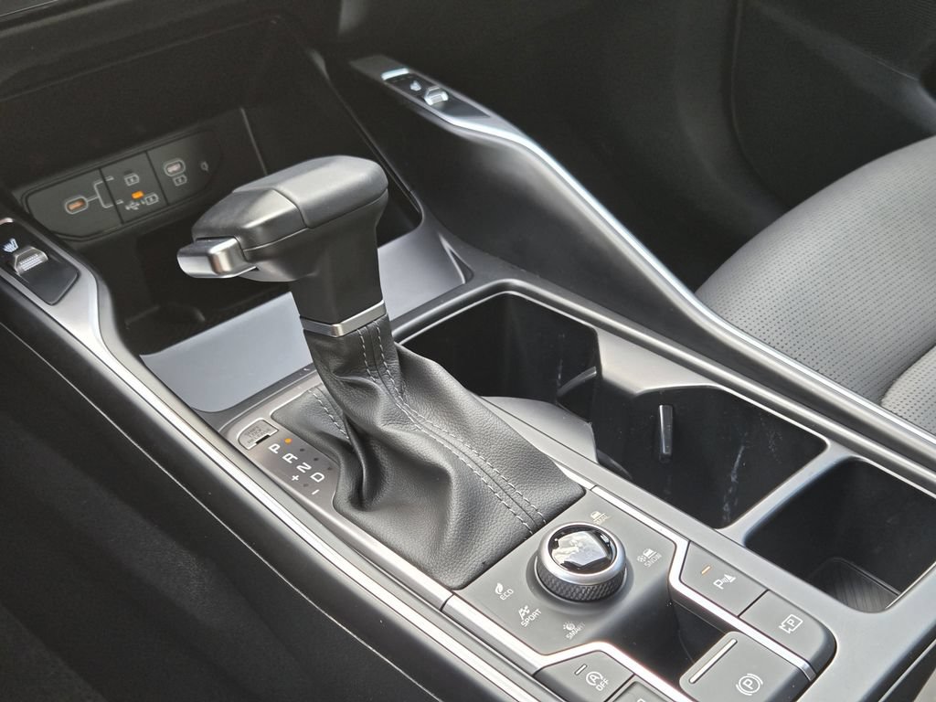 New 2025 Kia Sorento S AWD/4WD image 17