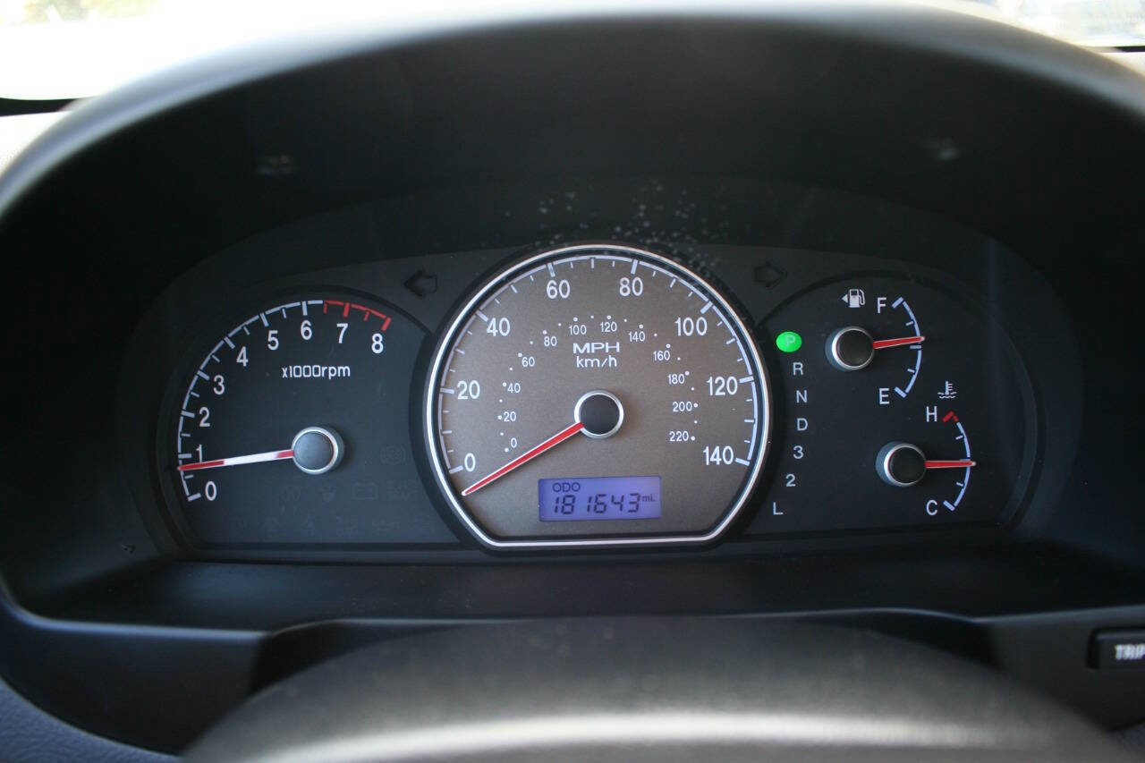 Used 2008 Hyundai Elantra GLS image 11