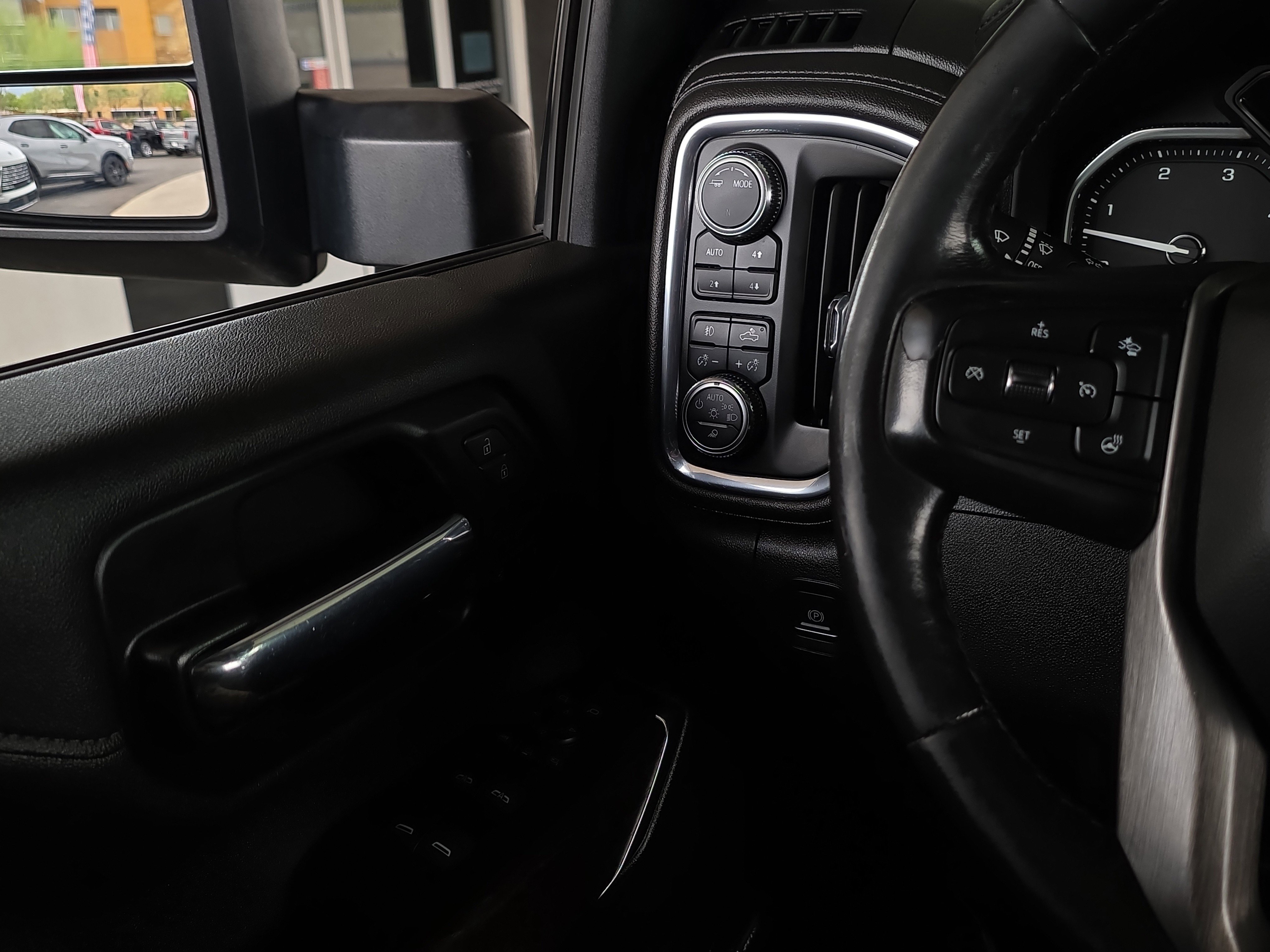 Used 2022 GMC Sierra 2500 Denali image 22