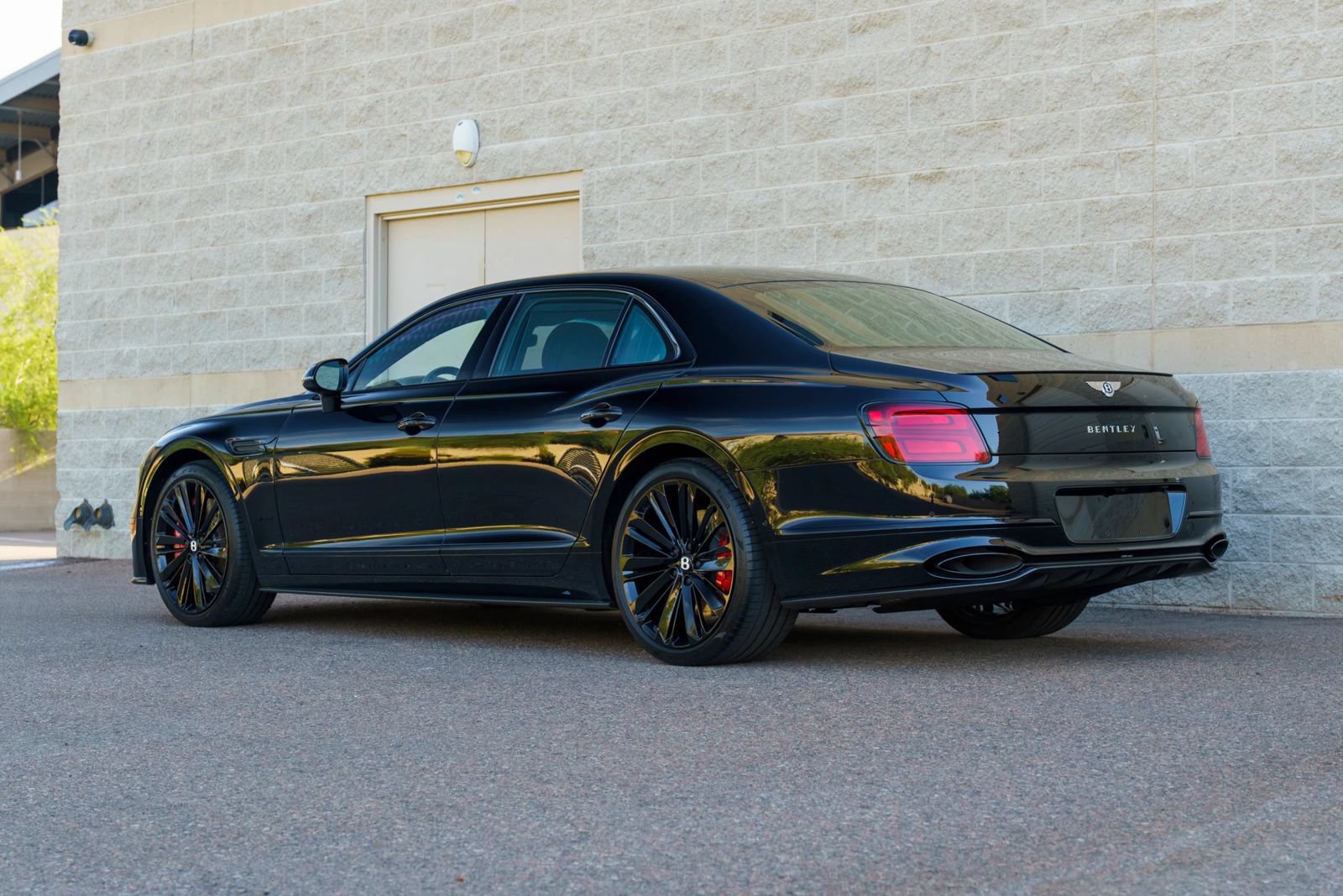 Used 2024 Bentley Flying Spur S W12 AWD/4WD image 4