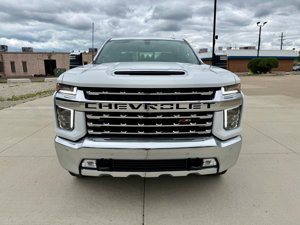 Used 2022 Chevrolet Silverado 2500 LTZ w/ LTZ Convenience Package AWD/4WD image 4