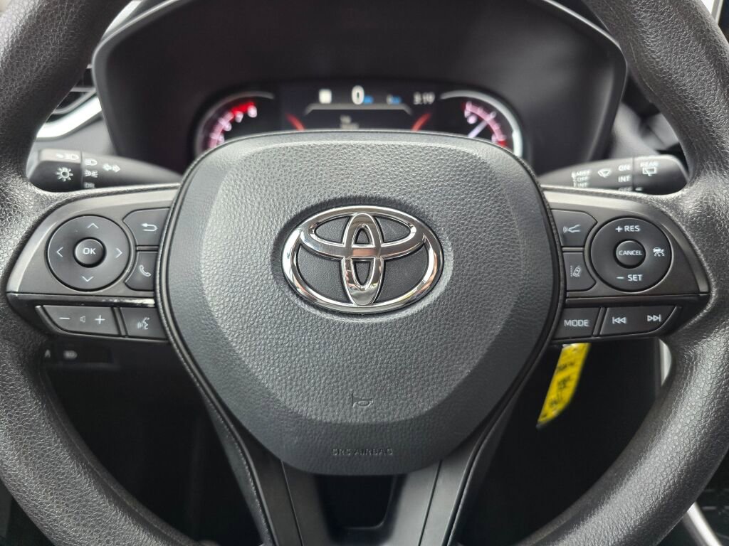 Used 2024 Toyota RAV4 LE image 23