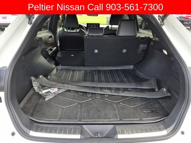 Used 2021 Toyota Venza XLE w/ Softex Package AWD/4WD image 9