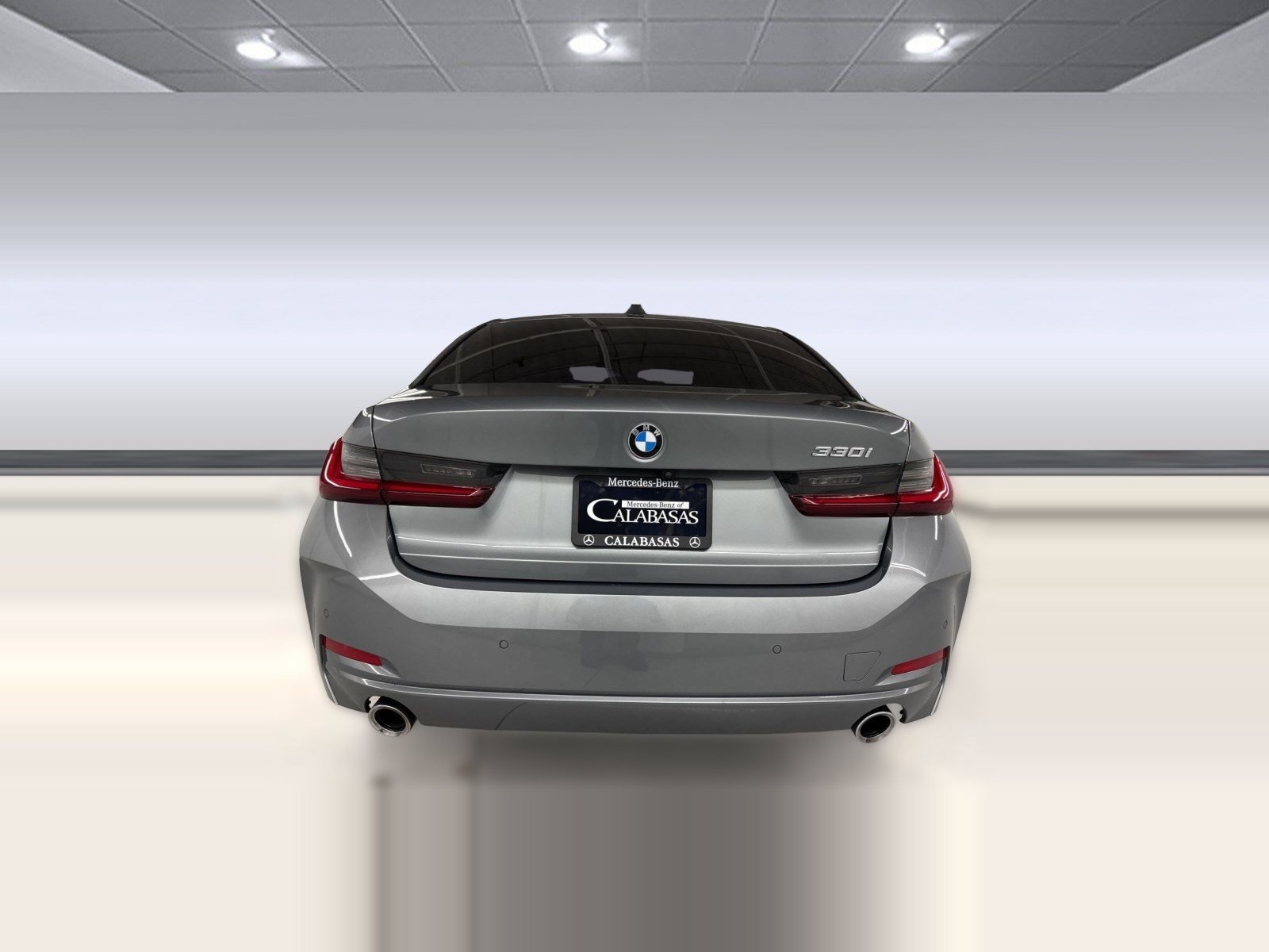 Used 2024 BMW 330i Sedan w/ Convenience Package RWD image 10