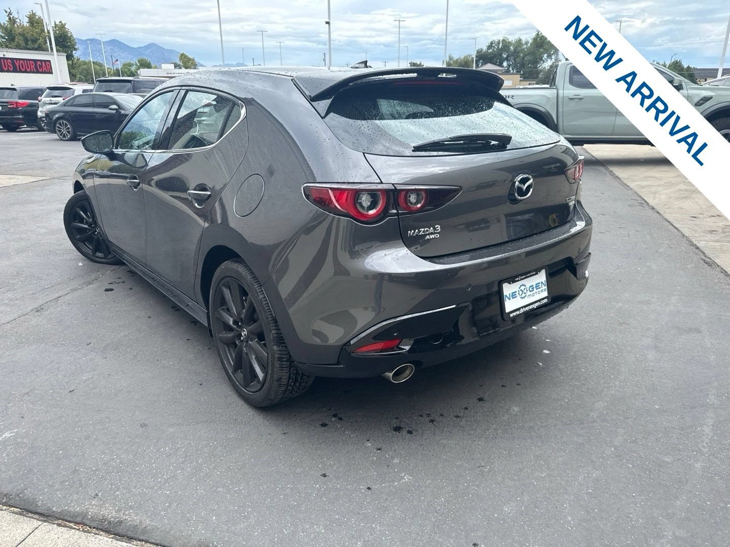 Used 2024 MAZDA MAZDA3 Hatchback w/Premium Plus Pkg AWD/4WD image 5