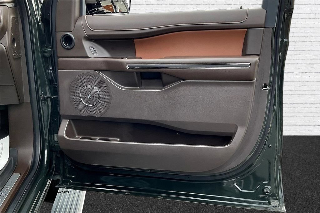 Used 2023 Ford Expedition King Ranch RWD image 27