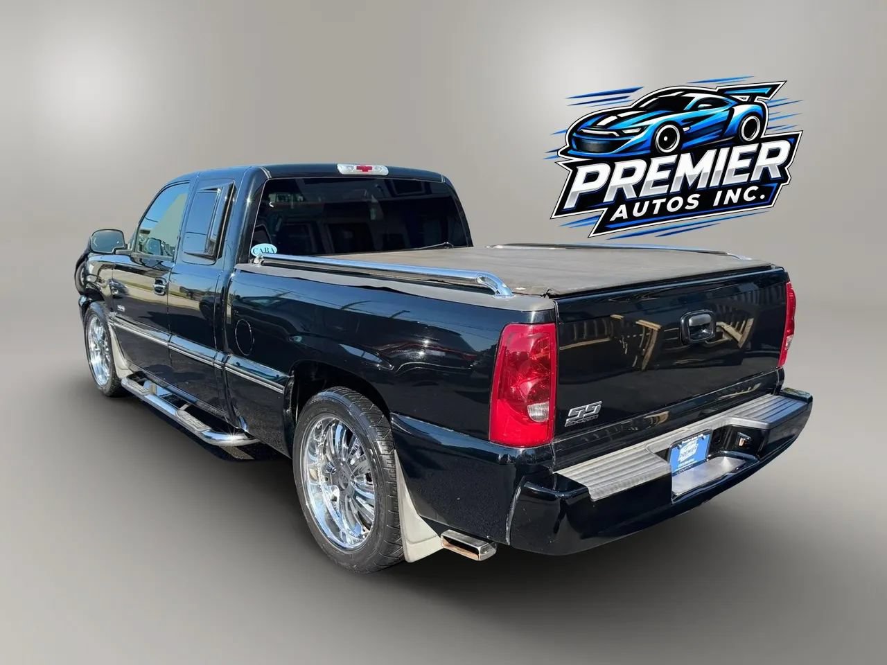 Used 2003 Chevrolet Silverado 1500 SS AWD/4WD image 6
