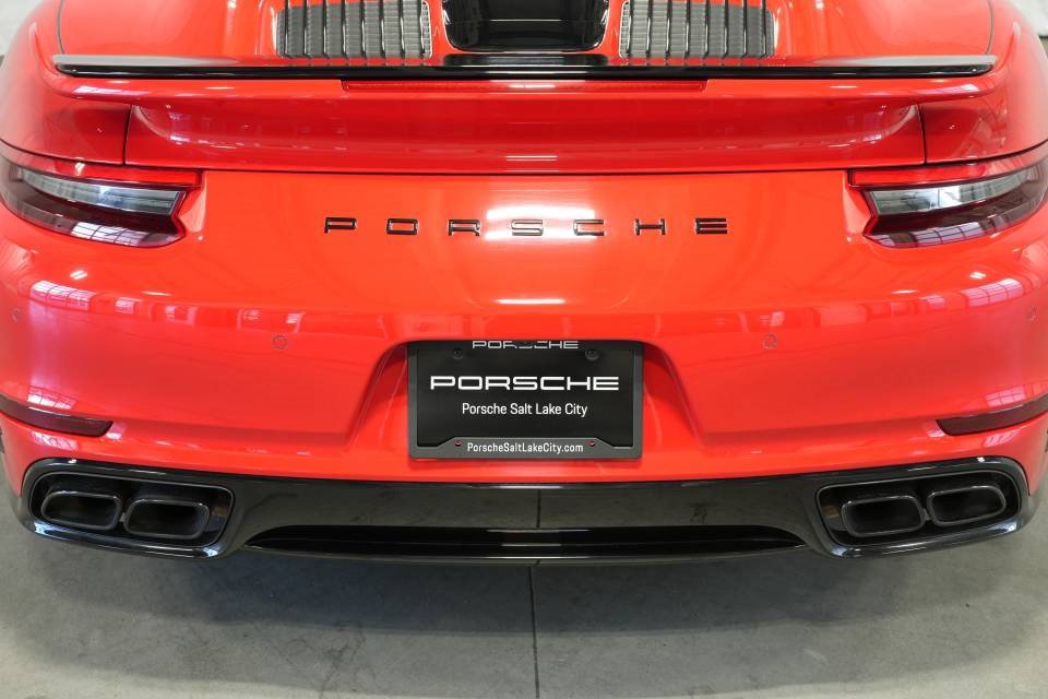 Used 2019 Porsche 911 Turbo image 37
