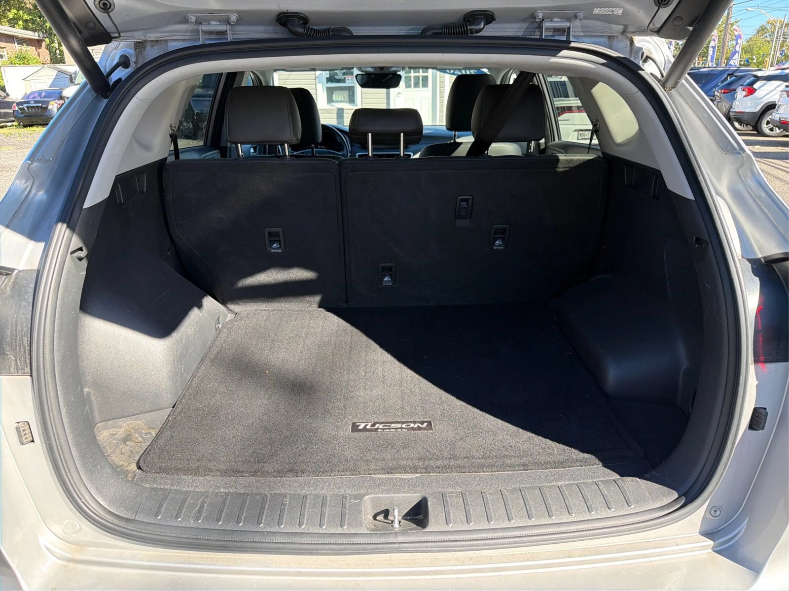 Used 2020 Hyundai Tucson Ultimate w/ Cargo Package AWD/4WD image 12