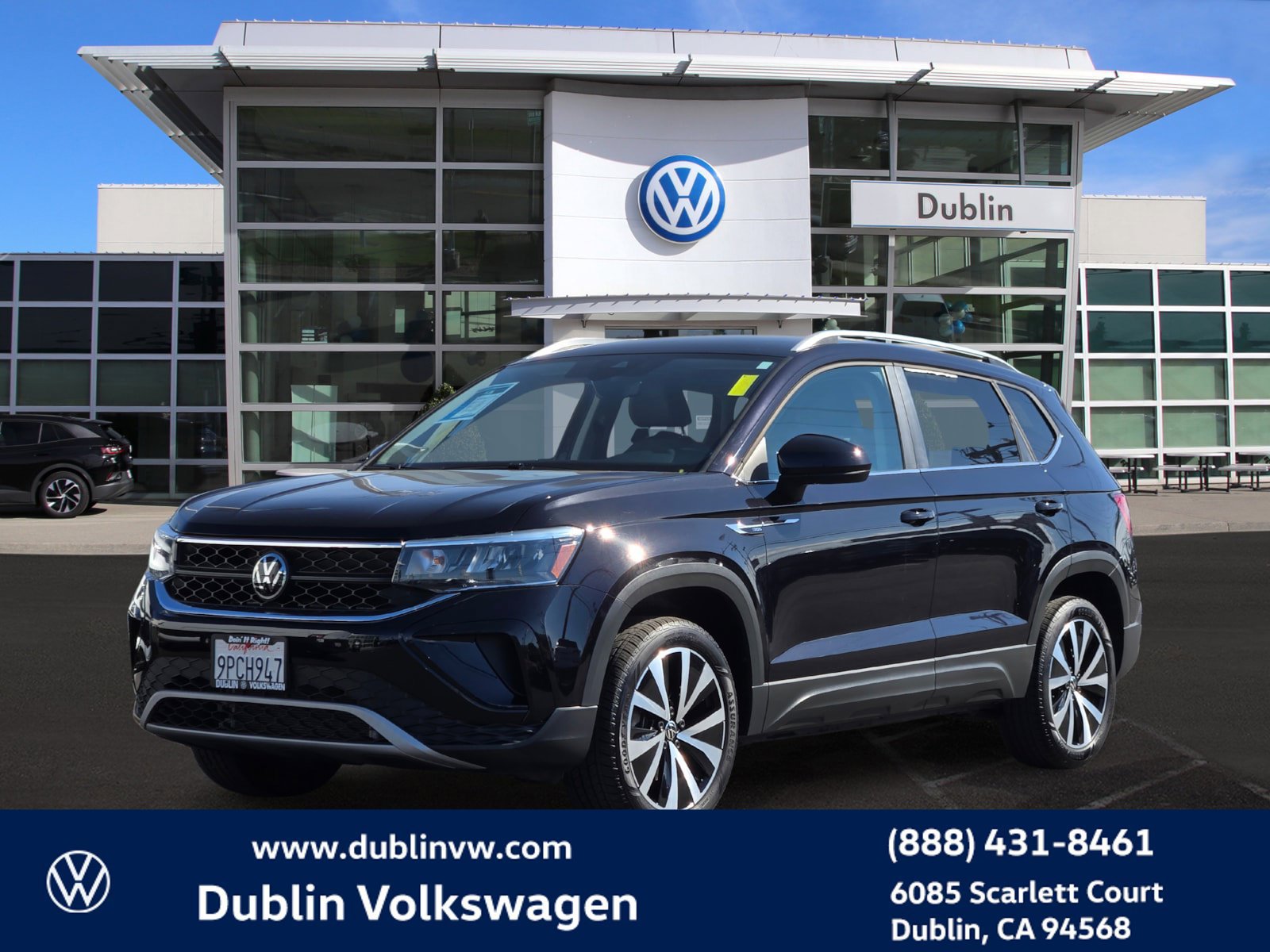 Certified 2024 Volkswagen Taos SE FWD image 8
