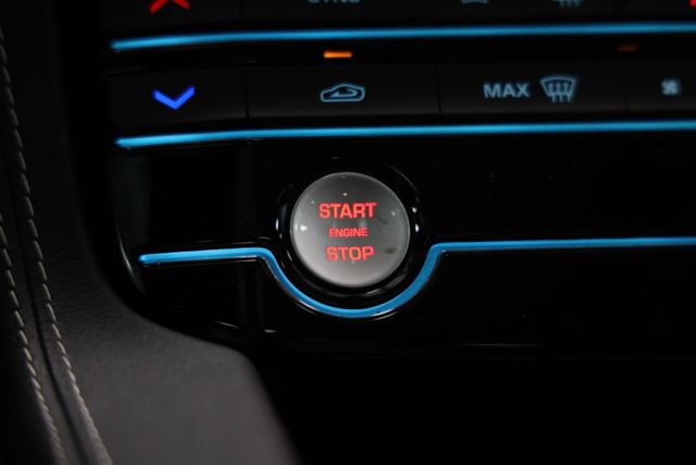 Used 2020 Jaguar F-PACE S AWD/4WD image 34