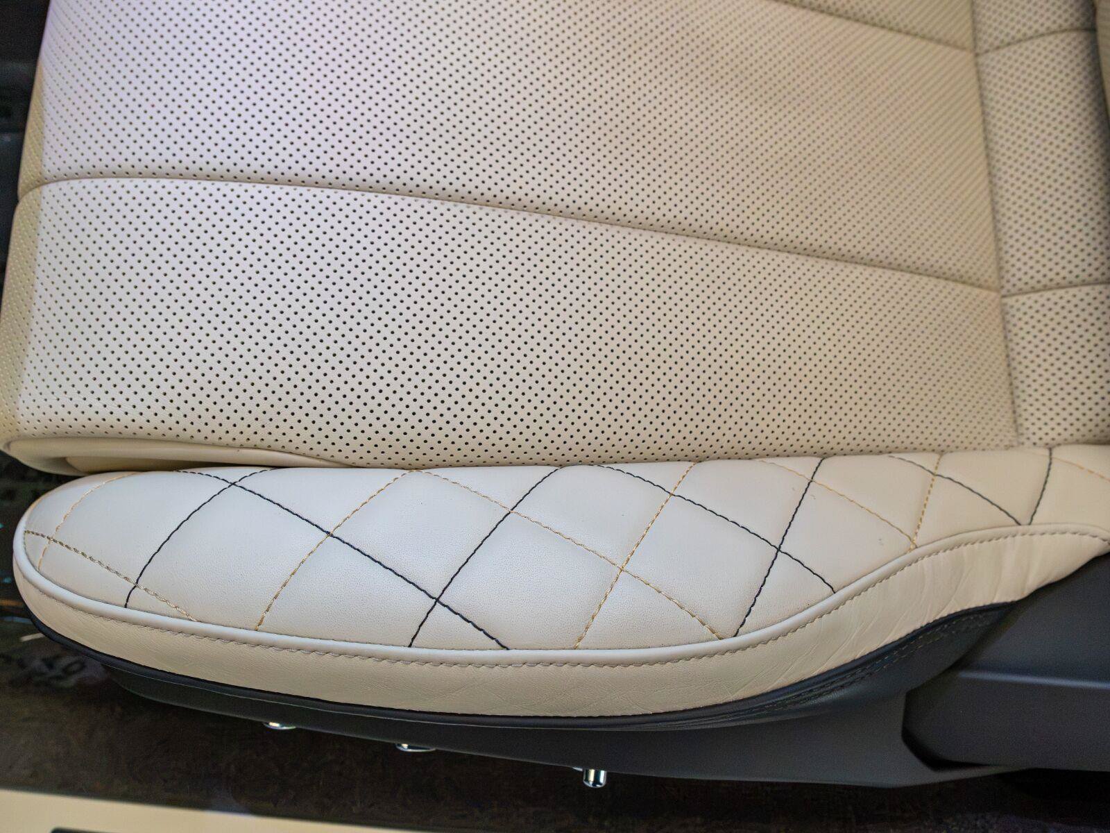 Used 2024 Bentley Continental GT Mulliner AWD/4WD image 29