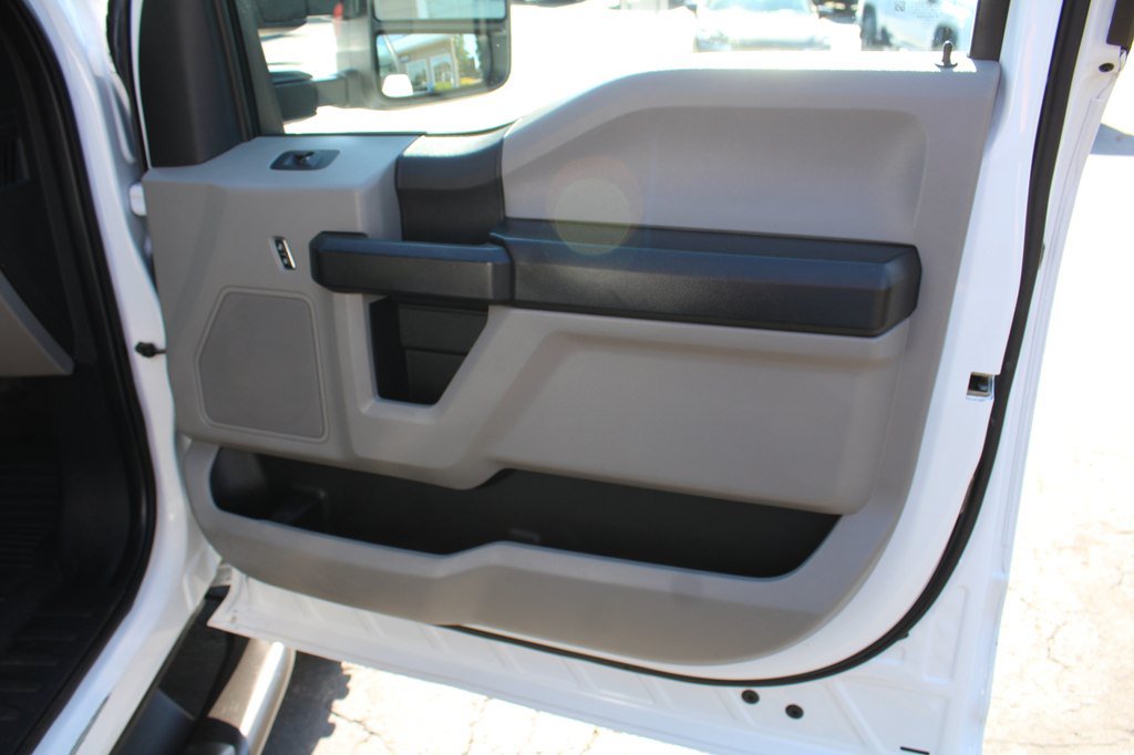 Used 2021 Ford F350 XL w/ Power Equipment Group AWD/4WD image 24