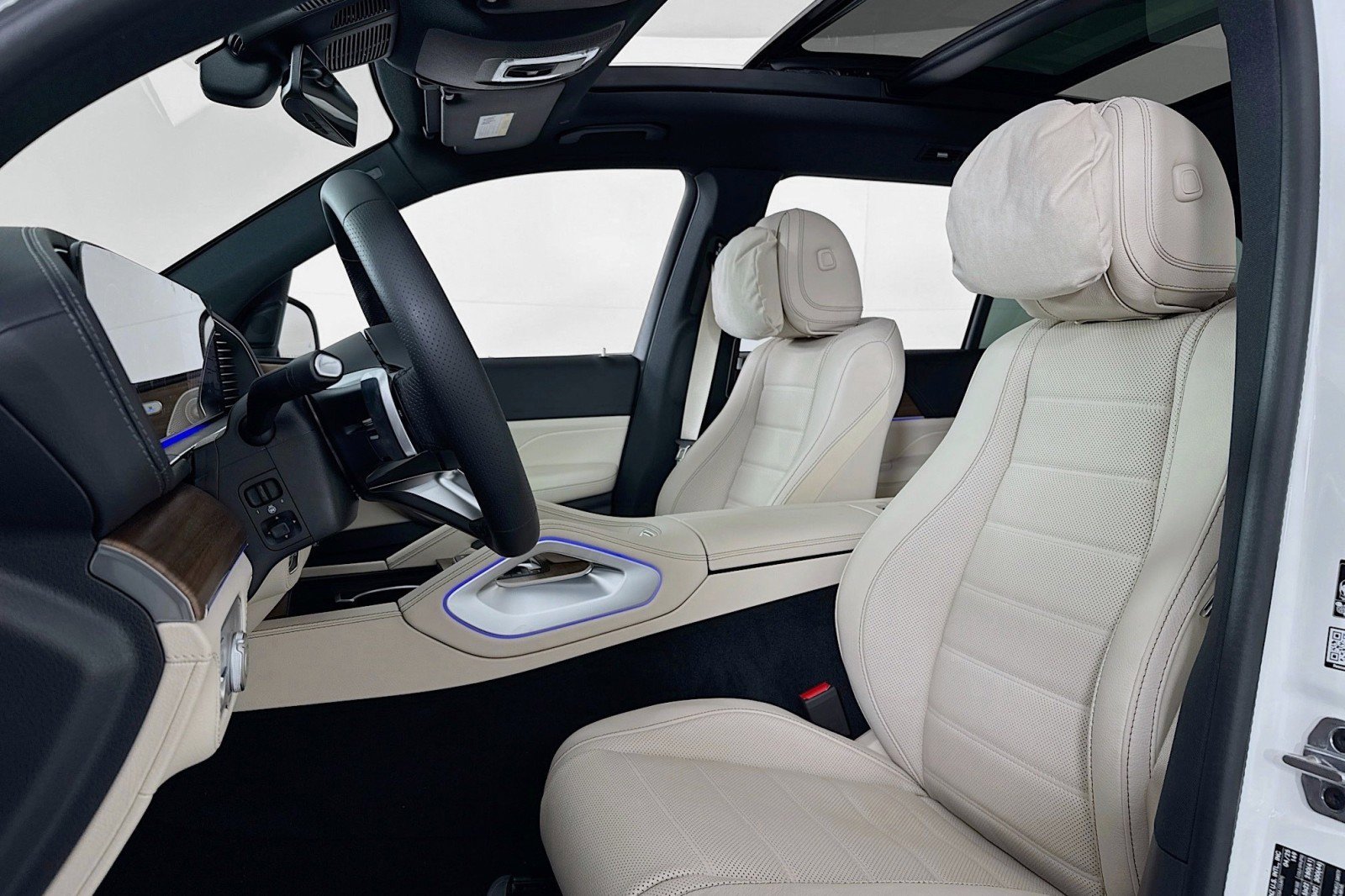 Certified 2025 Mercedes-Benz GLS 580 4MATIC image 18