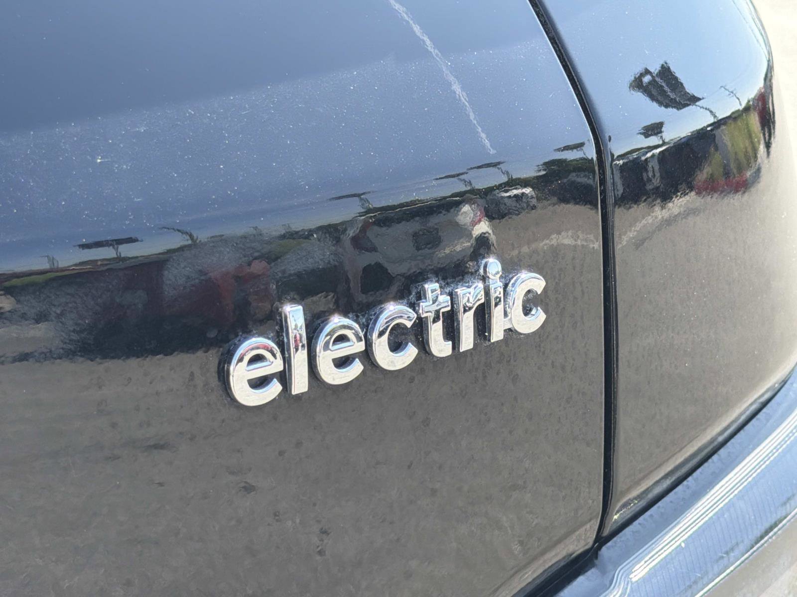 Used 2023 Hyundai Kona SE image 22