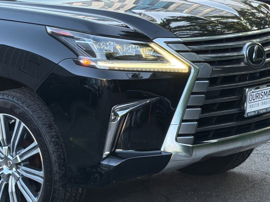 Used 2017 Lexus LX 570 4WD image 5