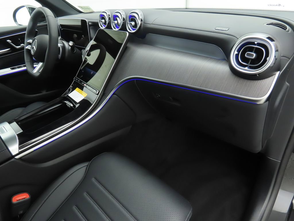 Certified 2026 Mercedes-Benz GLC 300 4MATIC image 17