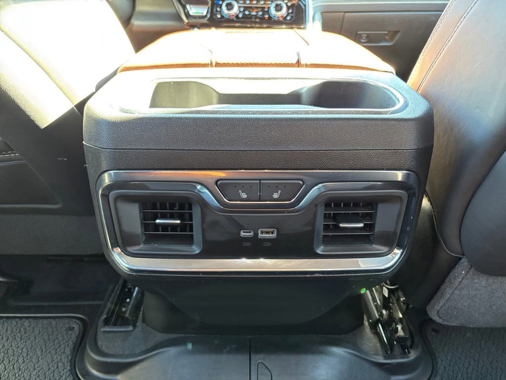 Used 2024 GMC Sierra 2500 Denali Ultimate image 27
