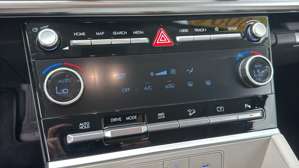 Used 2026 Hyundai Santa Fe SE AWD/4WD image 20
