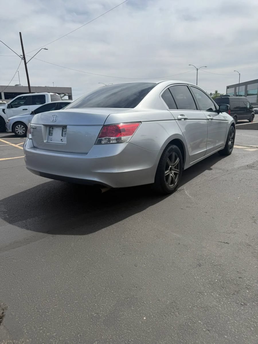 Used 2010 Honda Accord LX image 4